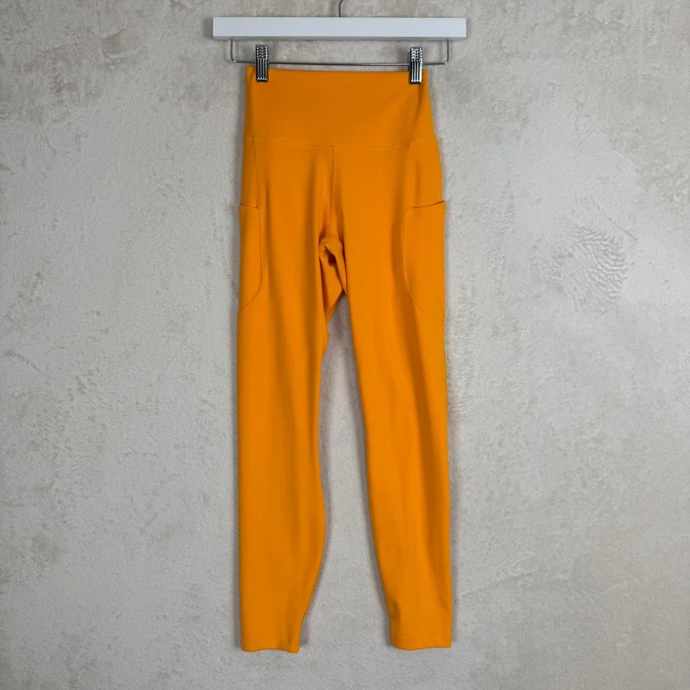 Nike One Dri-FIT Womens High Waisted Leggings Orange Pockets Small‎ Athleisure